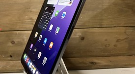 Good
													Apple iPad Pro 11" 2018 - Unlocked, Gray, 64 GB, A2013, photo 2 of 4