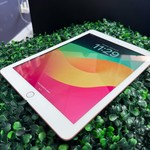 Good Apple iPad 6th Gen - Unlocked, 32 GB, Gold, A1954