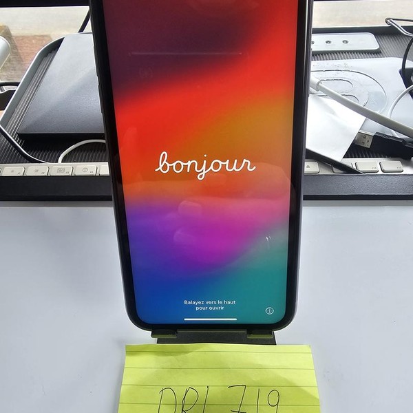 Apple iPhone 11 - Spectrum, 64 GB, Purple, A2111