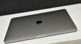 Fair
													MacBook Pro 2022 - 13" - Apple M2, Gray, 256 GB, 8 GB, photo 4 of 11