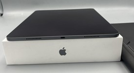 Mint
													Apple iPad Pro 12.9" 5th Gen 2021 - Wi-Fi, Gray, 128 GB, photo 3 of 9