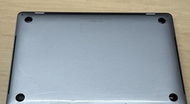 Good
													MacBook Pro 2018 (With Touch Bar) - 13" - I5, Gray, 256 GB, 16 GB, photo 5 of 8