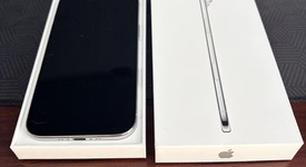 Mint
													Apple iPhone Air - Unlocked, Cloud White, 256 GB, A3260, photo 1 of 12