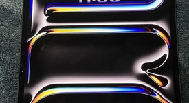 Mint
													Apple iPad Pro 13" (M4) 2024 - Unlocked, Black, 512 GB, 8 GB, A2926, Standard Glass, photo 1 of 9