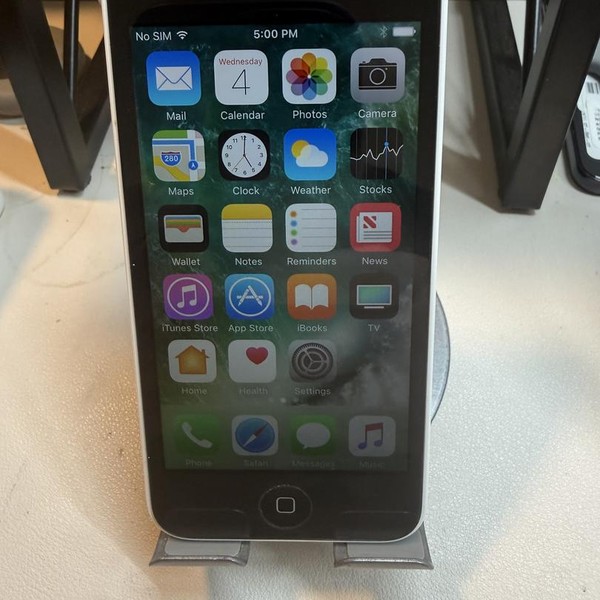 Apple iPhone 5C - Unlocked, 16 GB, White, A1532, GSM