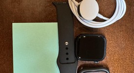 Good
													Apple Watch Series 8 41mm - Unlocked, Midnight, A2772 - Cellular, Aluminum, photo 4 of 32