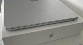 Mint
													MacBook Air 2025 (M4) - 13" - Apple M4, Silver, 256 GB, 16 GB, photo 2 of 6