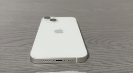 Fair
													Apple iPhone 13 - Xfinity, Starlight, 128 GB, A2482, photo 3 of 7