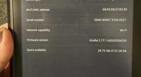 Mint
													Amazon Kindle Oasis 10th Gen - Gray, 32 GB, WiFi Only, photo 5 of 5