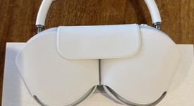 Used
													Apple AirPods Max - Silver, photo 4 of 4