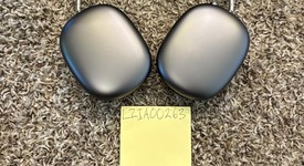 Used
													Apple AirPods Max - Gray, photo 1 of 6