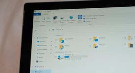 Good
													Microsoft Surface Pro 5 (2017) - Wi-Fi, Silver, 128 GB, 4 GB, photo 4 of 6