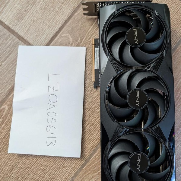 PNY GeForce RTX 5080 - VCG508016TFXPB1, 5080 Triple Fan