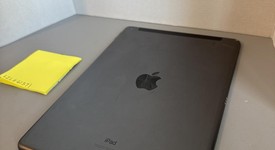 Fair
													Apple iPad 9th Gen - Unlocked, Gray, 64 GB, A2603, photo 4 of 7