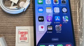 Mint
													Apple iPhone 13 - Unlocked, Midnight, 128 GB, A2482, photo 2 of 10