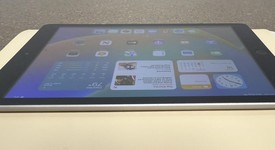 Good
													Apple iPad Air 2 - Unlocked, Gray, 16 GB, photo 3 of 5