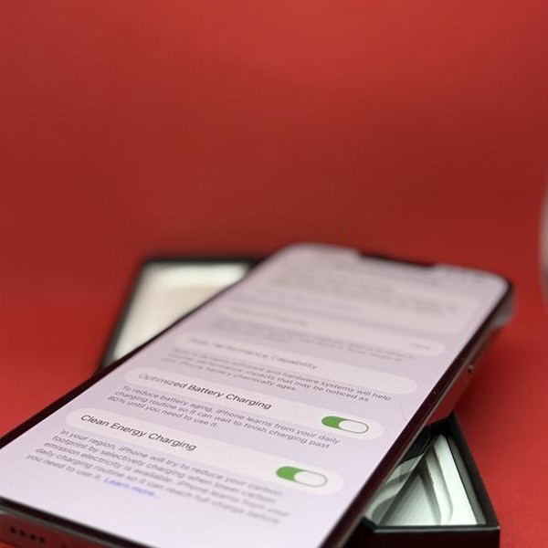 Apple iPhone 13 Pro Max - Unlocked, 128 GB, Graphite, A2484