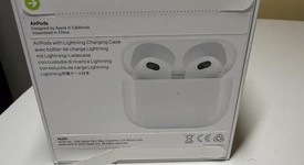 New
													Apple AirPods 3rd Gen - Lightning Case, photo 2 of 2