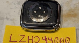 Good
													Apple Watch Series 7 41mm - Unlocked, Silver, A2475 - Cellular, Stainless, photo 5 of 8