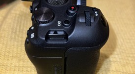New
													Canon EOS R6, photo 3 of 17