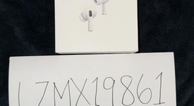 New
													Apple AirPods Pro 2 - USB-C, photo 2 of 5