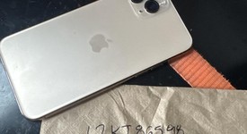 Good
													Apple iPhone 11 Pro - AT&T, Gold, 64 GB, A2160, photo 2 of 4
