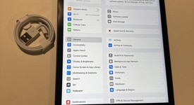 Good
													Apple iPad 9th Gen - Unlocked, Gray, 64 GB, A2603, photo 1 of 7