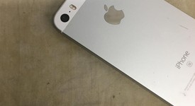 Good
													Apple iPhone SE 1st Gen 2016 - Unlocked, Silver, 16 GB, A1662, photo 5 of 7