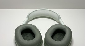 Used
													Apple AirPods Max - Green, photo 3 of 3