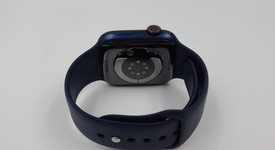 Good
													Apple Watch Series 6 44mm - Unlocked, Blue, A2294 - Cellular, Aluminum, photo 4 of 6