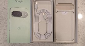 Mint
													Google Pixel 9 - Unlocked, Wintergreen, 128 GB, 12 GB, G2YBB, photo 3 of 10