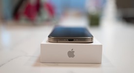 Mint
													Apple iPhone 16 Pro - Verizon, Natural, 256 GB, A3083, photo 5 of 8