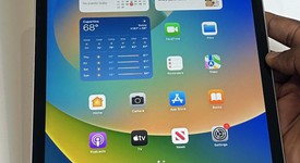 Good
													Apple iPad 9th Gen - Unlocked, Silver, 256 GB, A2603, photo 2 of 11