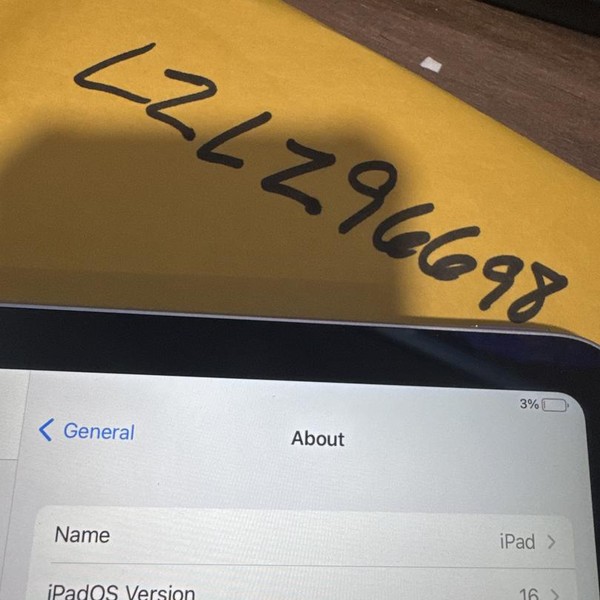 Apple iPad 10th Gen - Wi-Fi, 256 GB, Silver, A2696