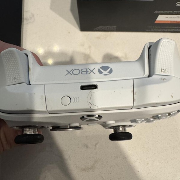 Xbox Elite Wireless Controller Series 2 - Black & White, Core