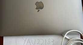 Good
													MacBook Air 2020 - 13" - Apple M1, Silver, 256 GB, 8 GB, photo 4 of 4