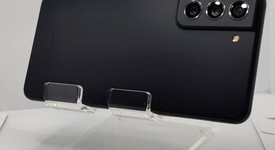 Good
													Samsung Galaxy S21 FE 5G - Verizon, Graphite, 256 GB, 8 GB, SM-G990U, photo 2 of 4