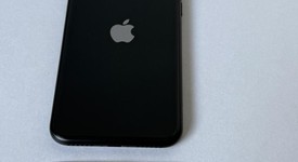 Good
													Apple iPhone SE 2nd Gen 2020 - Unlocked, Black, 64 GB, A2275, photo 3 of 7
