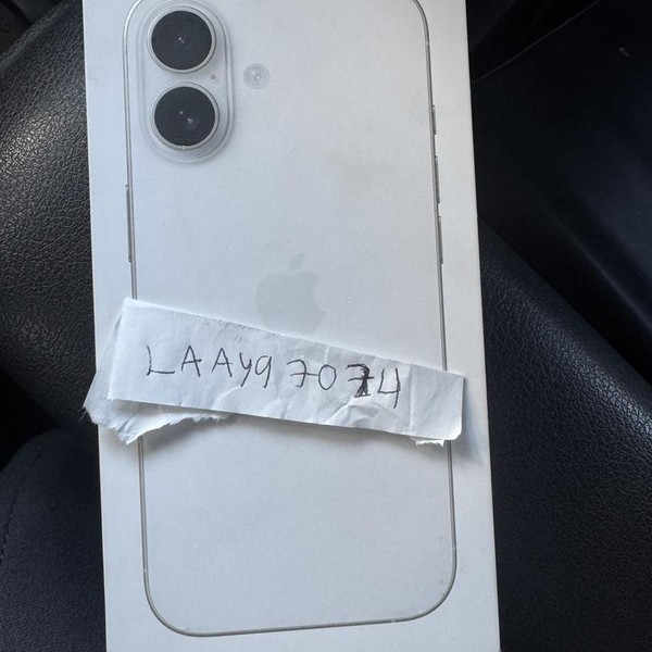 Apple iPhone 17 - Unlocked, 256 GB, White, A3258