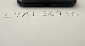 Mint
													Apple iPhone SE 3rd Gen 2022 - Unlocked, Midnight, 128 GB, A2595, photo 3 of 5