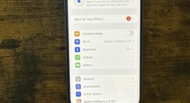 Good
													Apple iPhone 16 - Unlocked, Ultramarine, 512 GB, A3081, photo 1 of 10