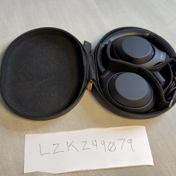 Sony WH-1000XM4 - Black