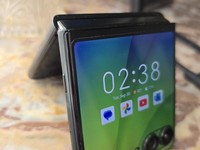 Motorola Razr Ultra (2025)