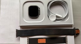 Good
													Apple Watch Ultra 49mm - Unlocked, Titanium, A2622, photo 4 of 6