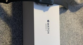 Good
													Apple Watch Series 3 42mm - Gray, A1859, Aluminum - GPS, photo 1 of 7