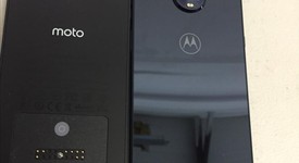 Mint
													Moto Z3 Play - Unlocked, Navy Blue, 64 GB, 4 GB, photo 4 of 8