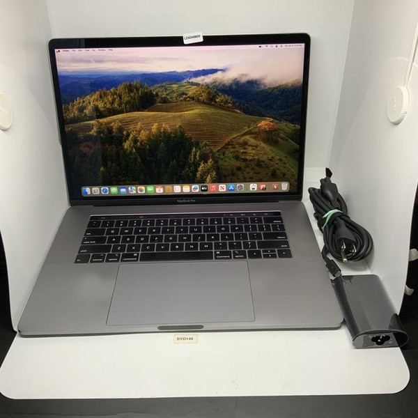 MacBook Pro 2018 (With Touch Bar) - 15 inch - I7, Gray, 512 GB, 16 GB