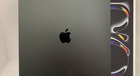 Mint
													Apple iPad Pro 13" (M4) 2024 - Unlocked, Black, 256 GB, 8 GB, A2926, Standard Glass, photo 1 of 11