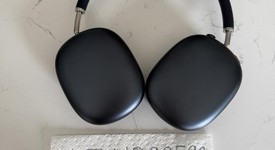 Used
													Apple AirPods Max USB-C - Midnight, photo 1 of 9