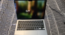 Mint
													MacBook Air 2025 (M4) - 13" - Apple M4, Sky Blue, 256 GB, 16 GB, photo 1 of 10